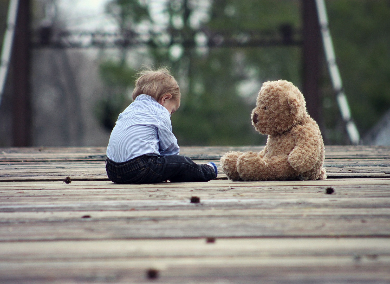 Pour que votre enfant arrête de sucer son pouce