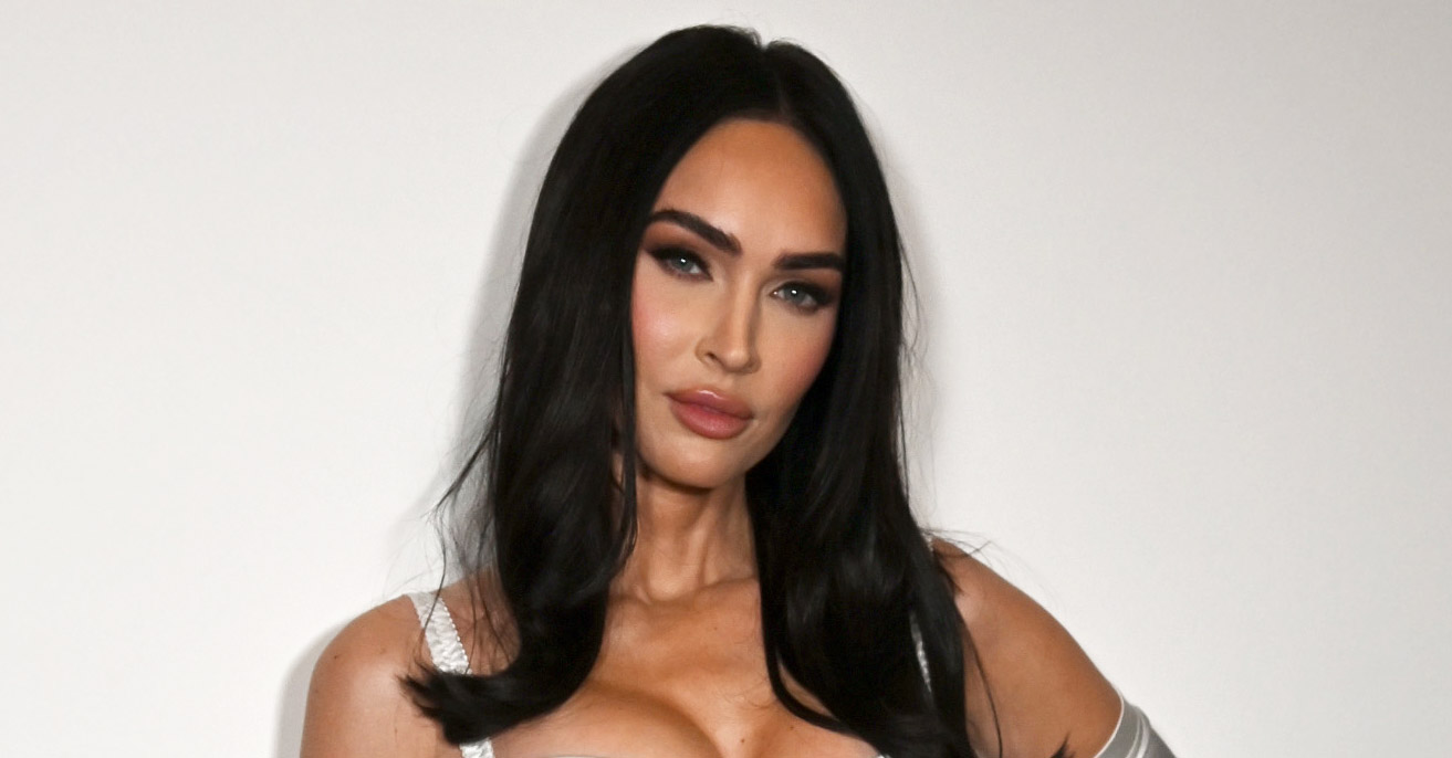 Megan Fox repousse les limites du sexy avec ce décolleté plongeant