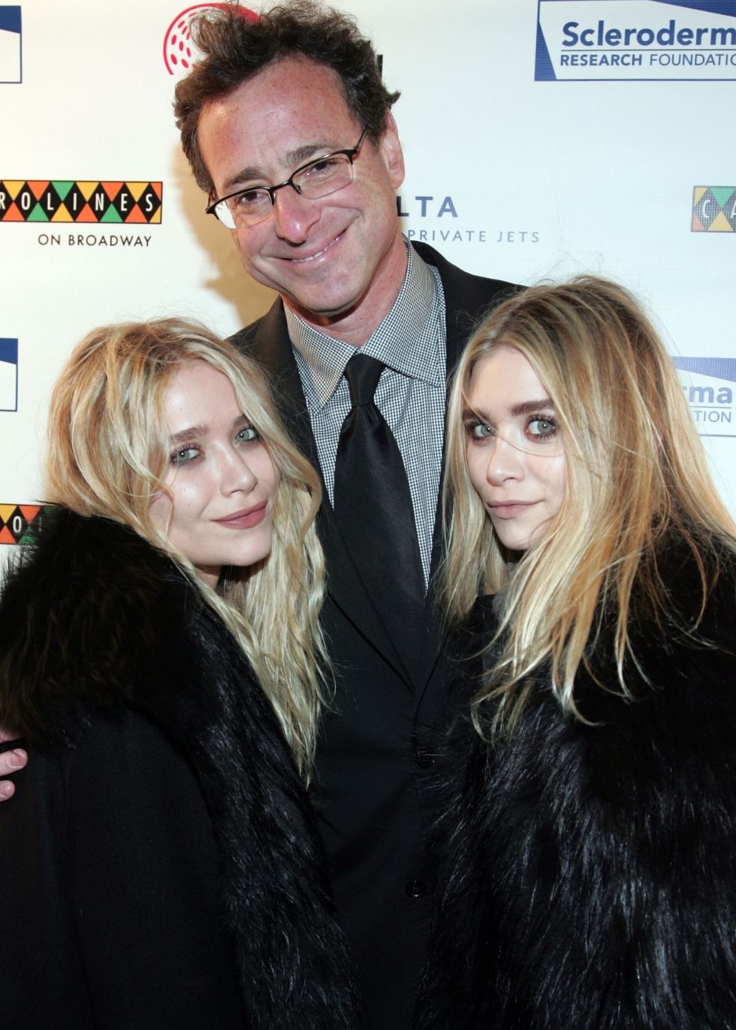 Bob Saget et les jumelles Olsen