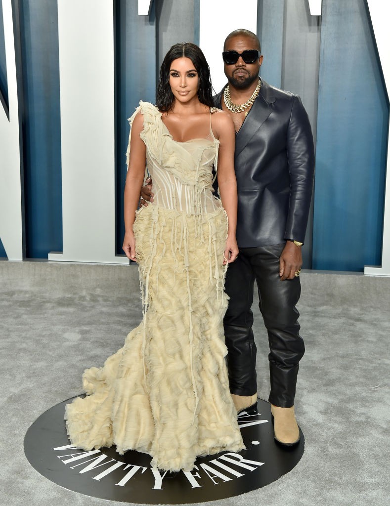 BEVERLY HILLS, CALIFORNIA - FEBRUARY 09: Kim Kardashian West and Kanye West attend the 2020 Vanity Fair Oscar Party hosted by Radhika Jones at Wallis Annenberg Center for the Performing Arts on February 09, 2020 in Beverly Hills, California. (Photo by Axelle/Bauer-Griffin/FilmMagic)