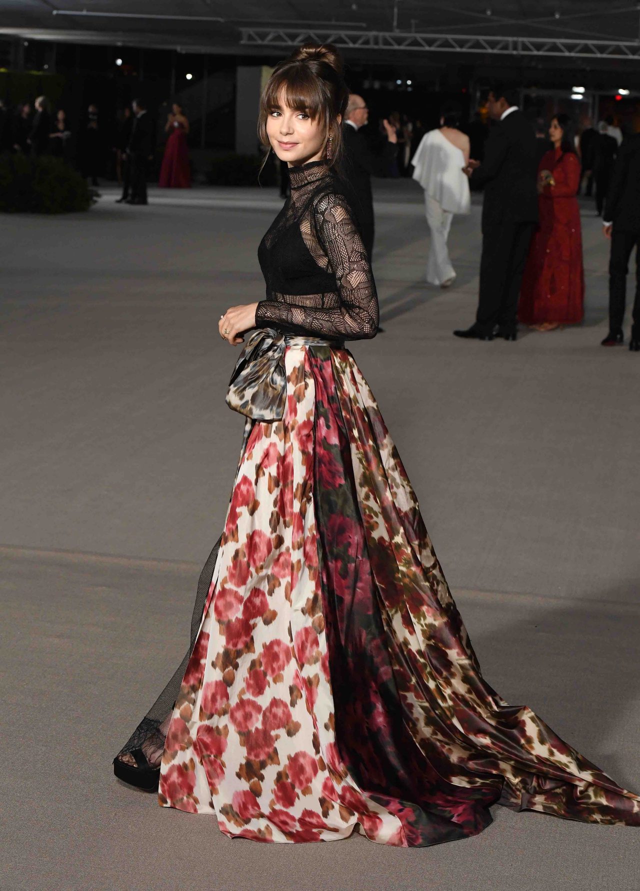 LOS ANGELES, CALIFORNIA - OCTOBER 15: Lily Collins arrives at the 2nd Annual Academy Museum Gala at Academy Museum of Motion Pictures on October 15, 2022 in Los Angeles, California. (Photo by Steve Granitz/FilmMagic)