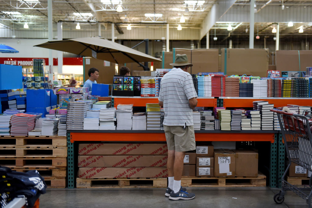 A customer views books displayed for sale at a Costco Wholesale Corp. store in San Antonio, Texas, U.S., on Wednesday, May 30, 2018. Costco Wholesale Corp. is releasing earnings figures on May 31. Photographer: Callaghan O'Hare/Bloomberg via Getty Images