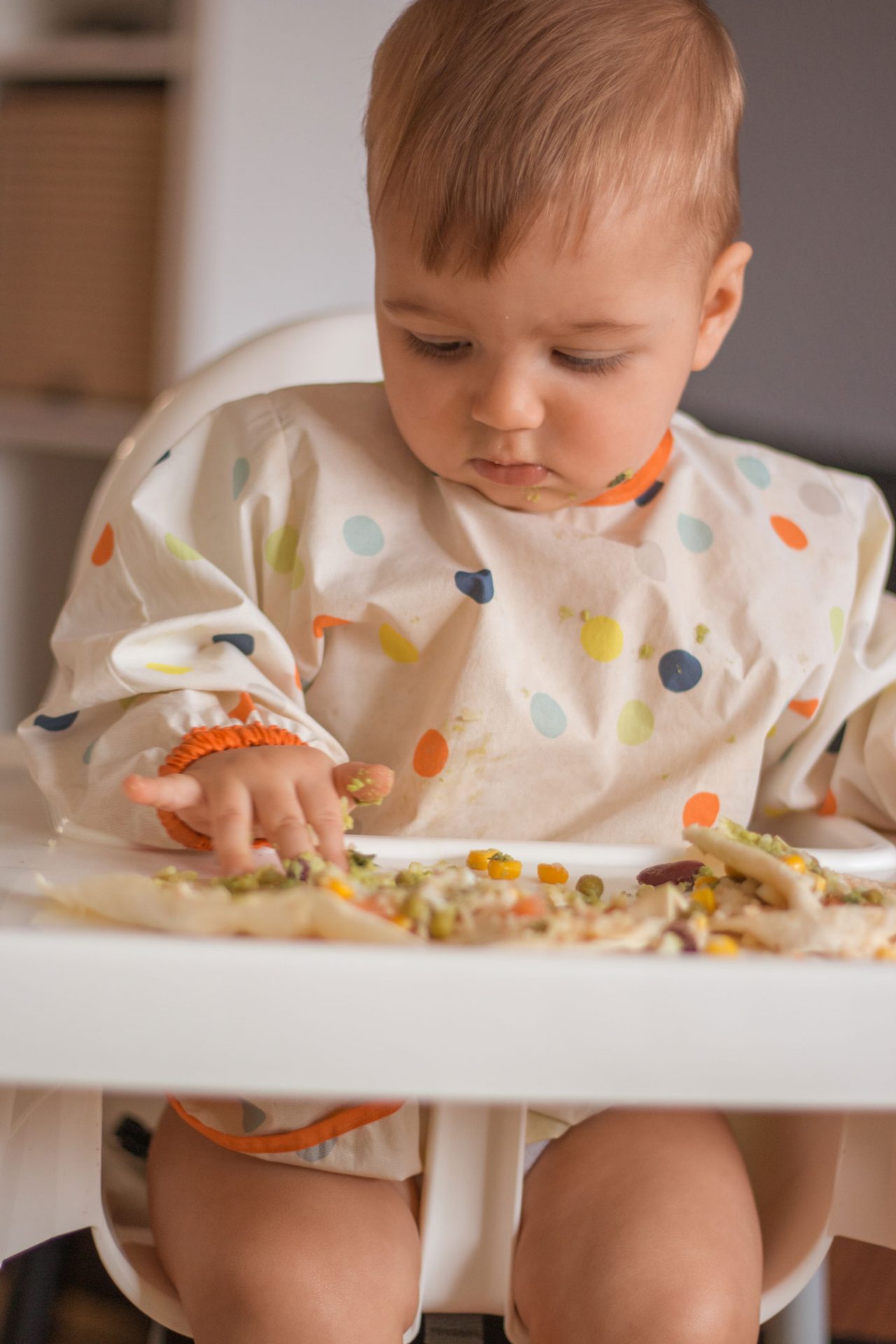bébé mange tout seul ! carnet de suivi DME : vers une alimentation autonome  et diversifiée